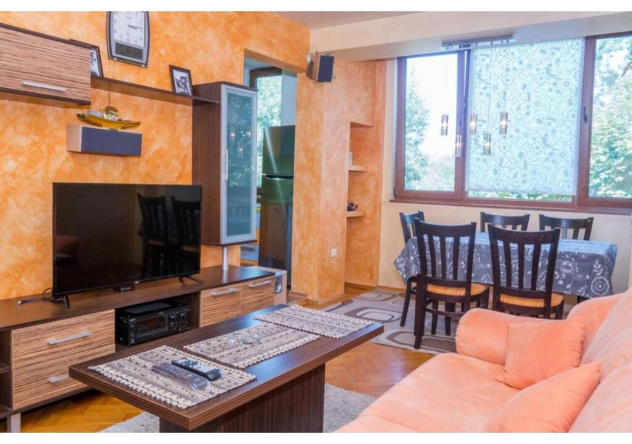 Luxury Apartment On The First Line To The Sea ブルガス エクステリア 写真